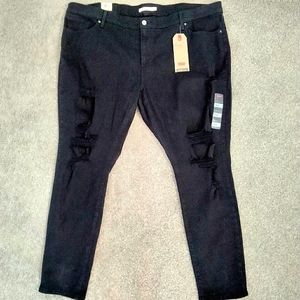 NWT Sz 26W Levi's 711 Skinny Black Destructed Jeans